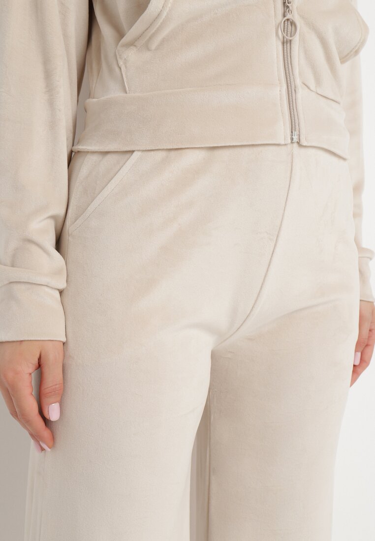 Beżowy Welurowy Komplet Dresowy z Krótką Bluzą i Szerokimi Spodniami Arilei