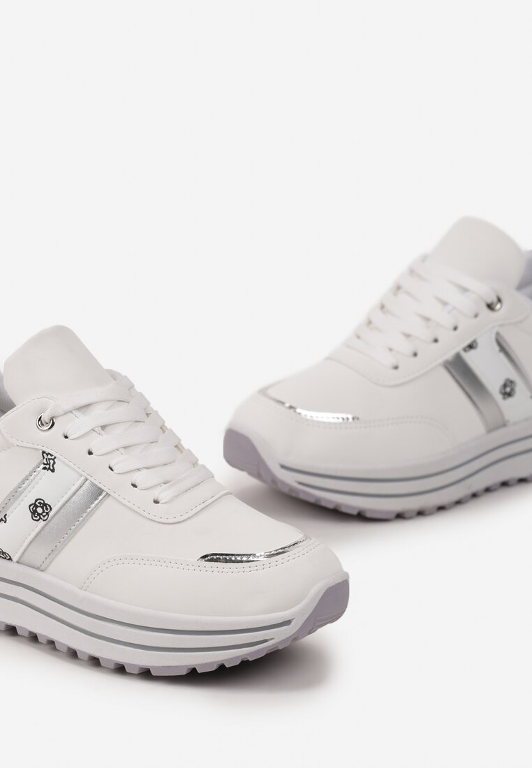 Białe Sneakersy na Platformie z Ozdobnymi Wstawkami Nabba