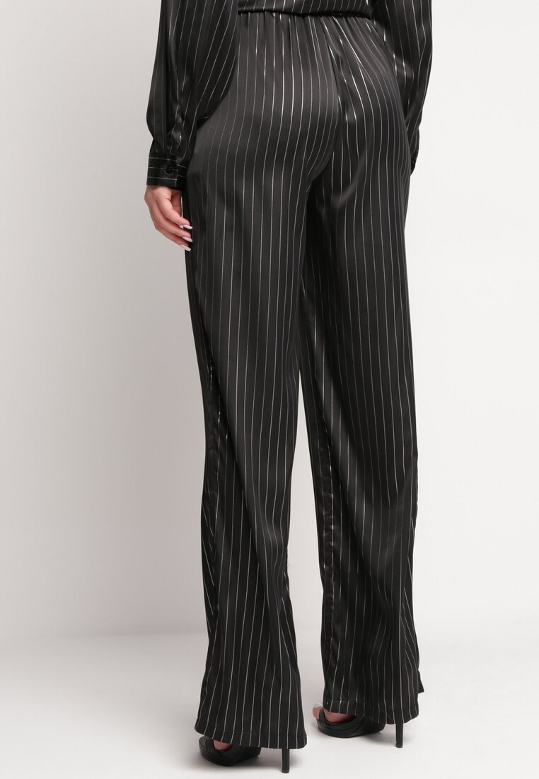 Czarne Szerokie Spodnie z Metalicznym Wzorem w Cienkie Paski Kleriame