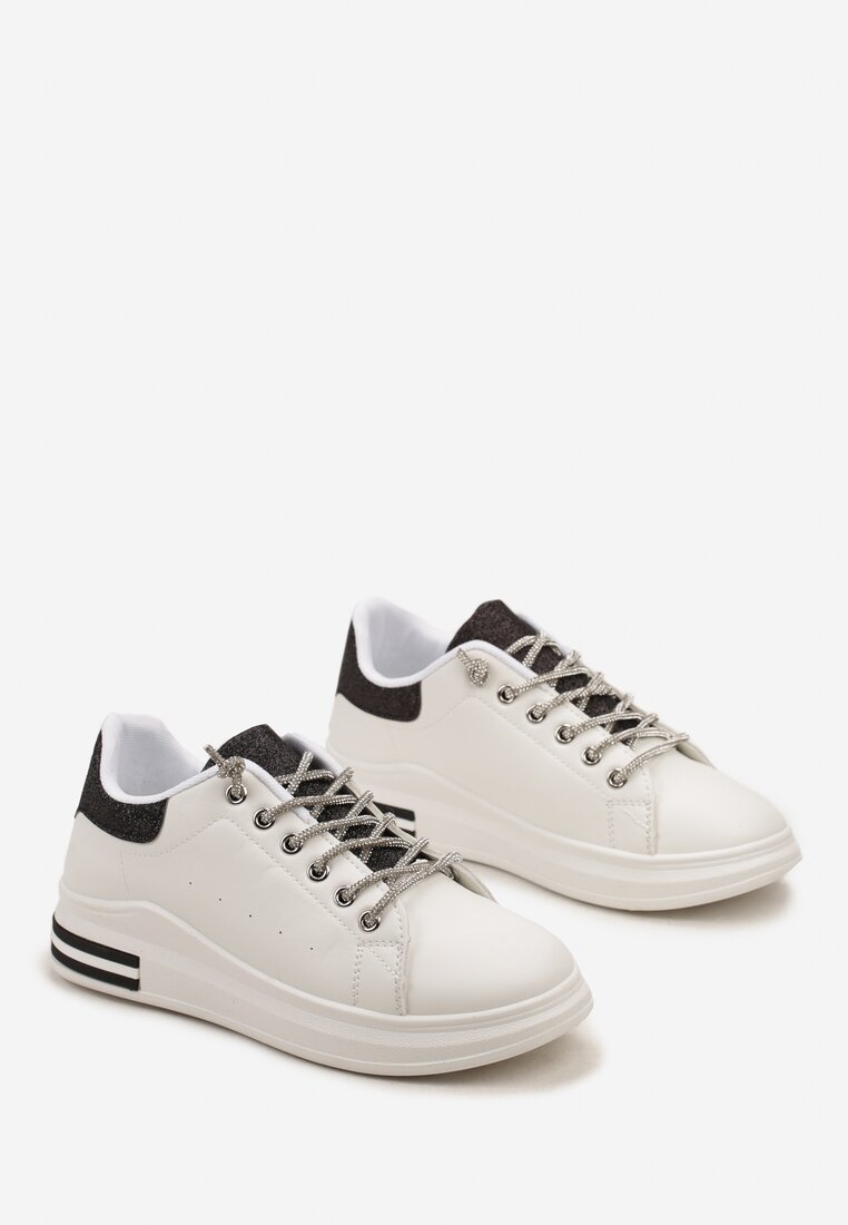 Biało-Czarne Sneakersy z Biżuteryjnym Wiązaniem i Brokatowymi Wstawkami Eleria
