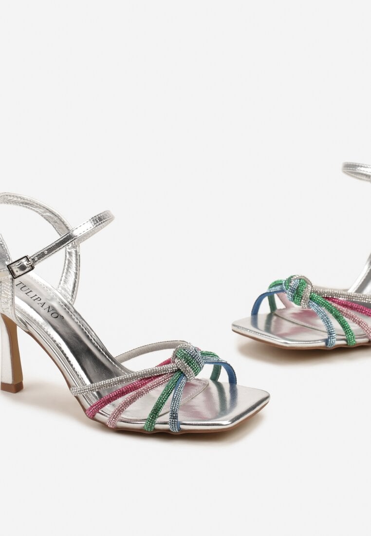 Srebrne Sandały na Szpilce z Supełkiem i Cyrkoniami z Przodu Nitalia