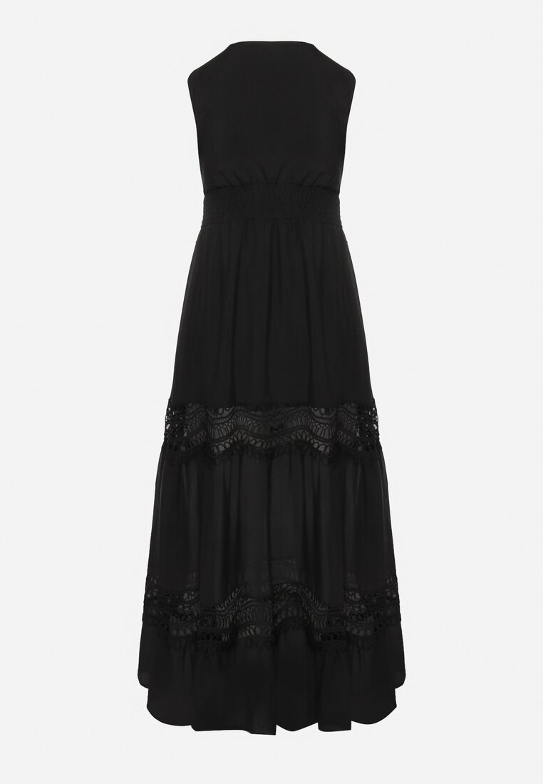 Czarna Rozkloszowana Sukienka z Ażurowymi Zdobieniami Maxi Savanlia