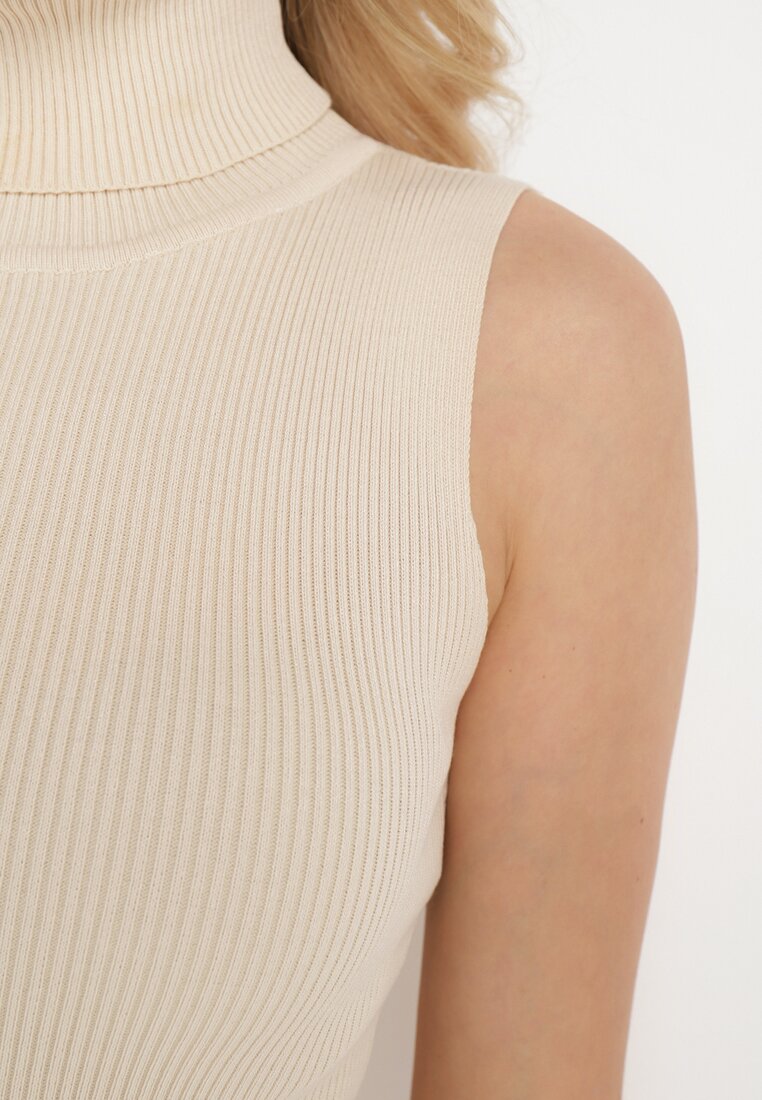 Jasnobeżowa Bluzka z Golfem bez Rękawów z Elastycznego Materiału Heliordia