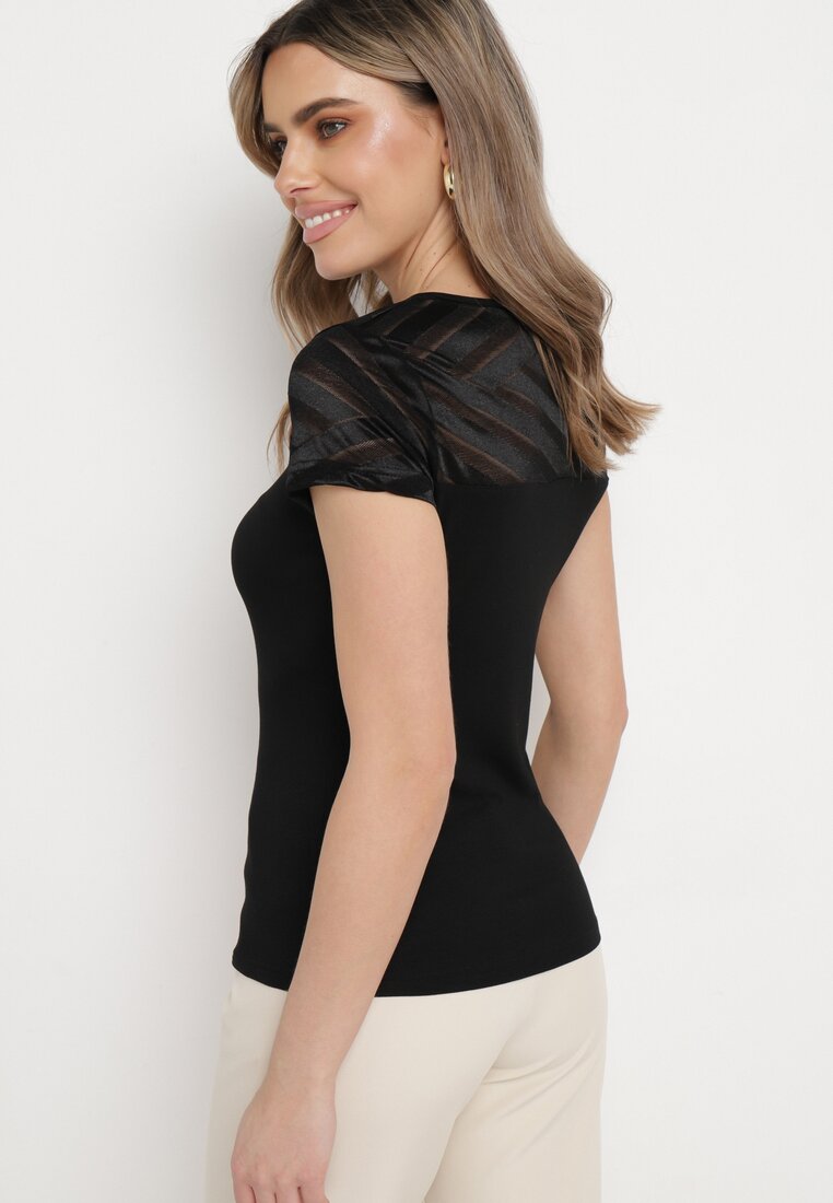 Czarny Wiskozowy T-shirt z Siateczkowym Dekoltem i Welurowym Nadrukiem Gefattia