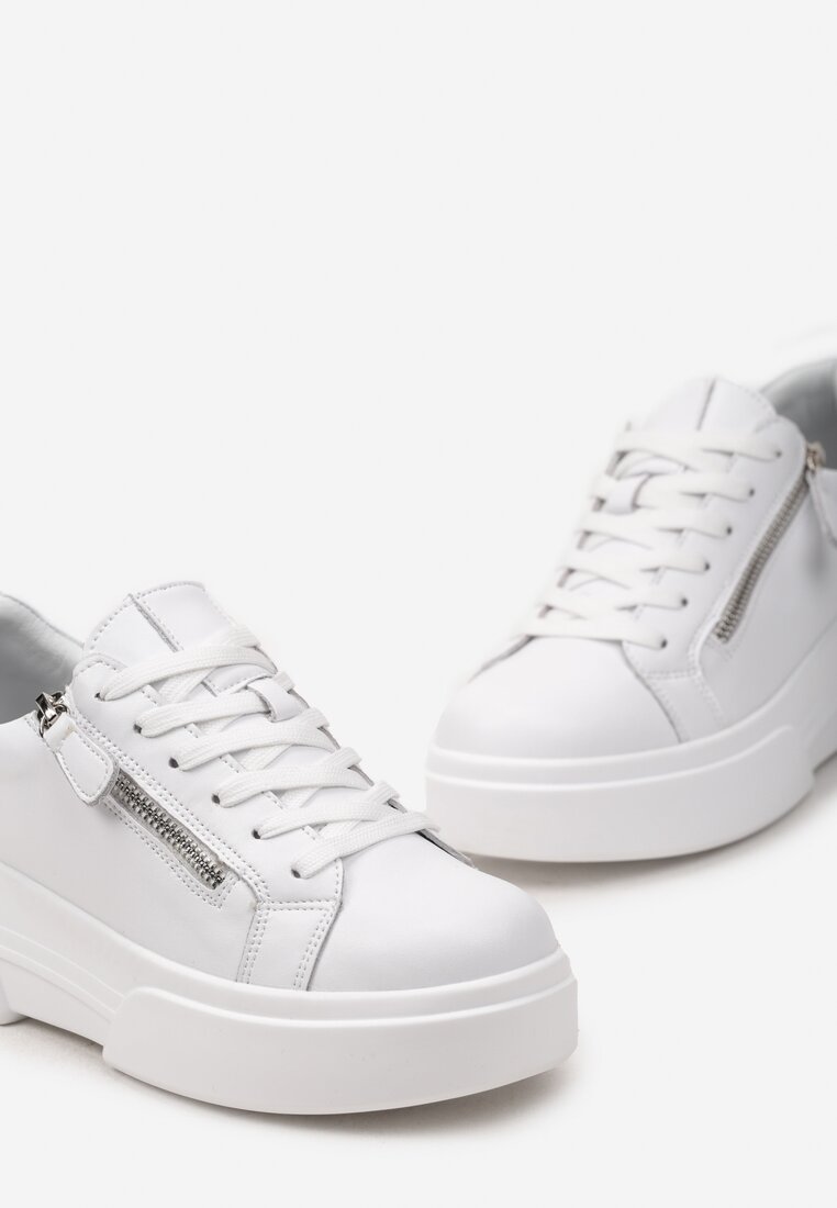 Białe Sneakersy ze Skóry Naturalnej na Platformie Ozdobione Suwakiem Jugeria