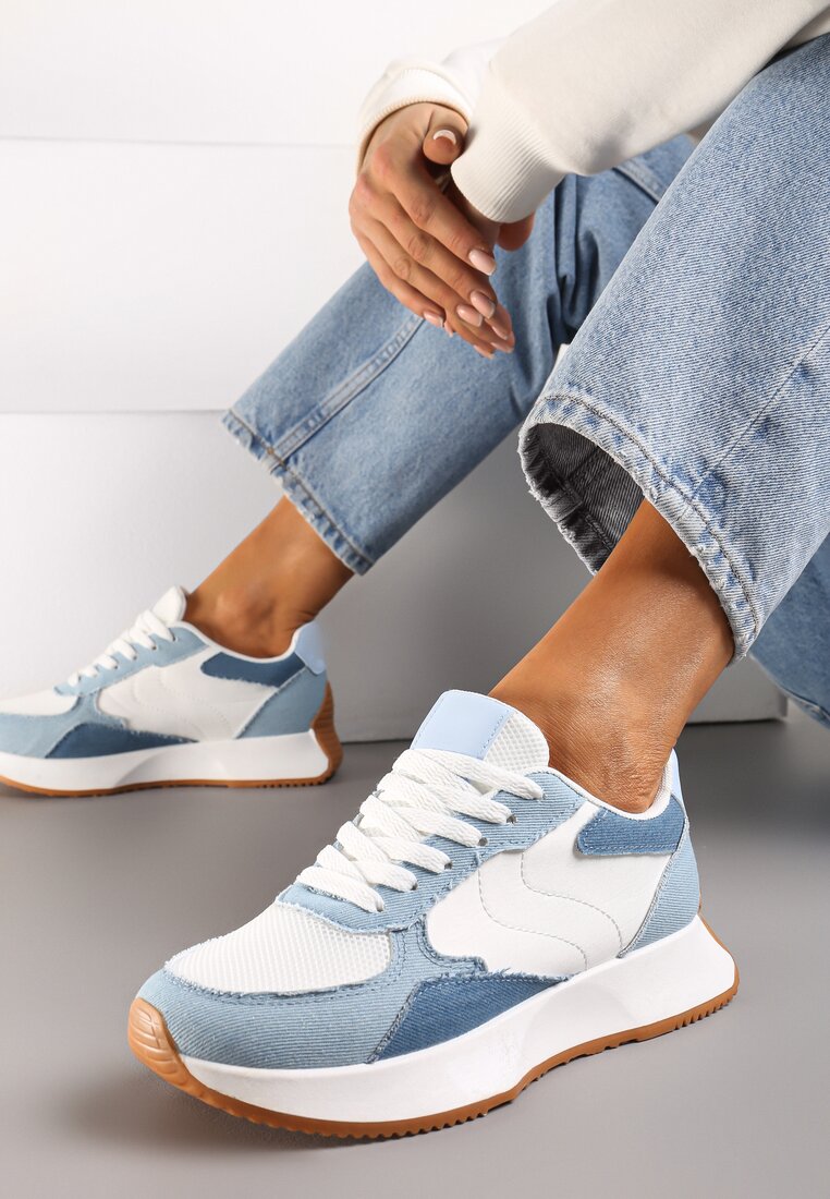 Niebiesko-Białe Sneakersy z Siateczką na Nosku Opimetia