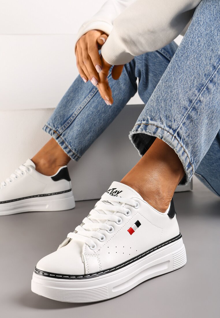 Biało-Czarne Sneakersy na Platformie z Klasycznym Sznurowaniem i Kontrastową Lamówką Airuqa