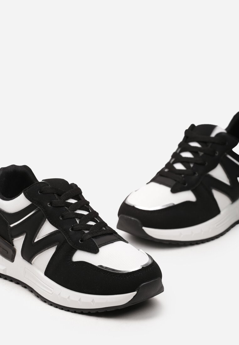 Czarno-Białe Sznurowane Sneakersy z Siateczkowymi Wstawkami Garnela