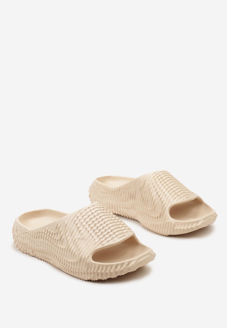 Bézs Papucs