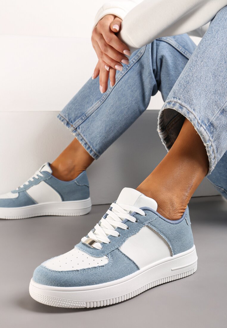 Biało-Niebieskie Sneakersy Sznurowane o Klasycznym Fasonie Kauma