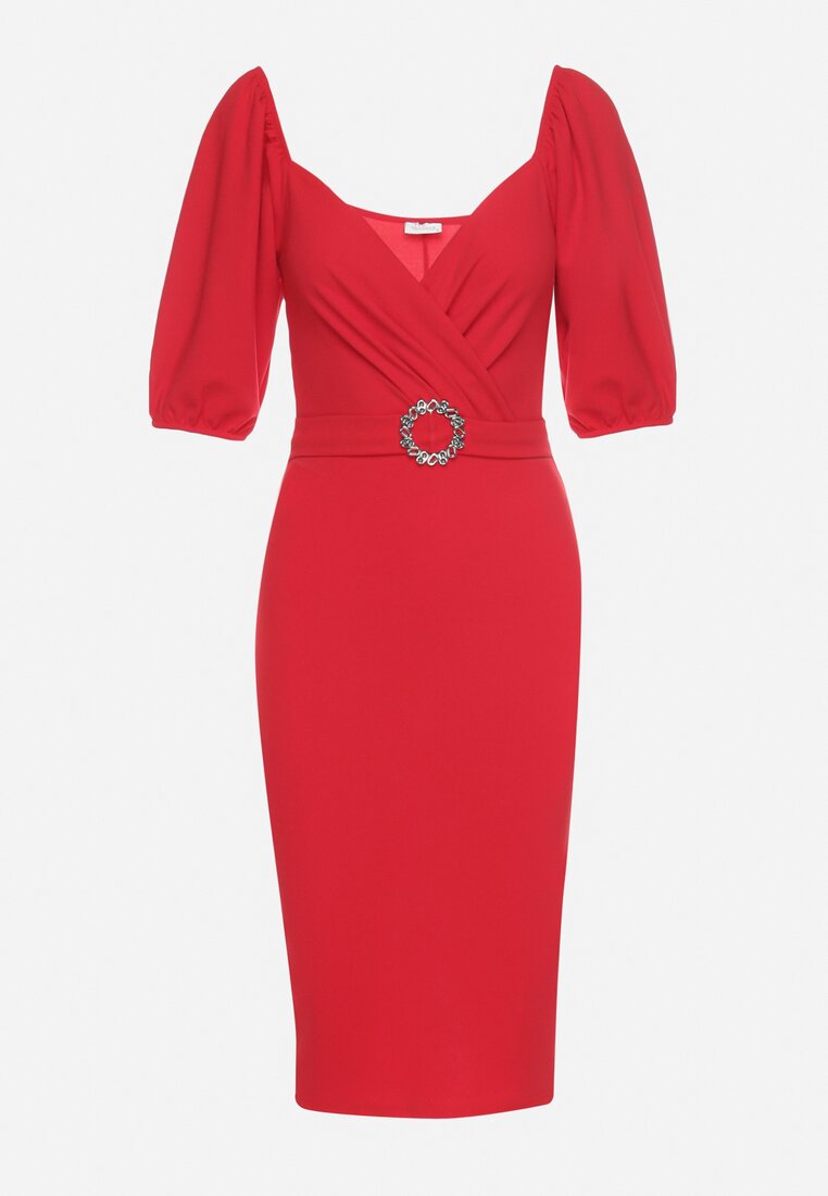Czerwona Sukienka Dopasowana z Paskiem i Klamrą w Talii oraz Bufiastymi Rękawami Lurdia