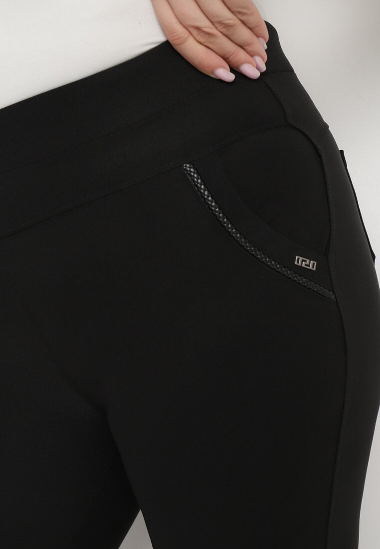 Czarne Dopasowane Spodnie z Gumką w Pasie i Wsuwanymi Kieszeniami Netella