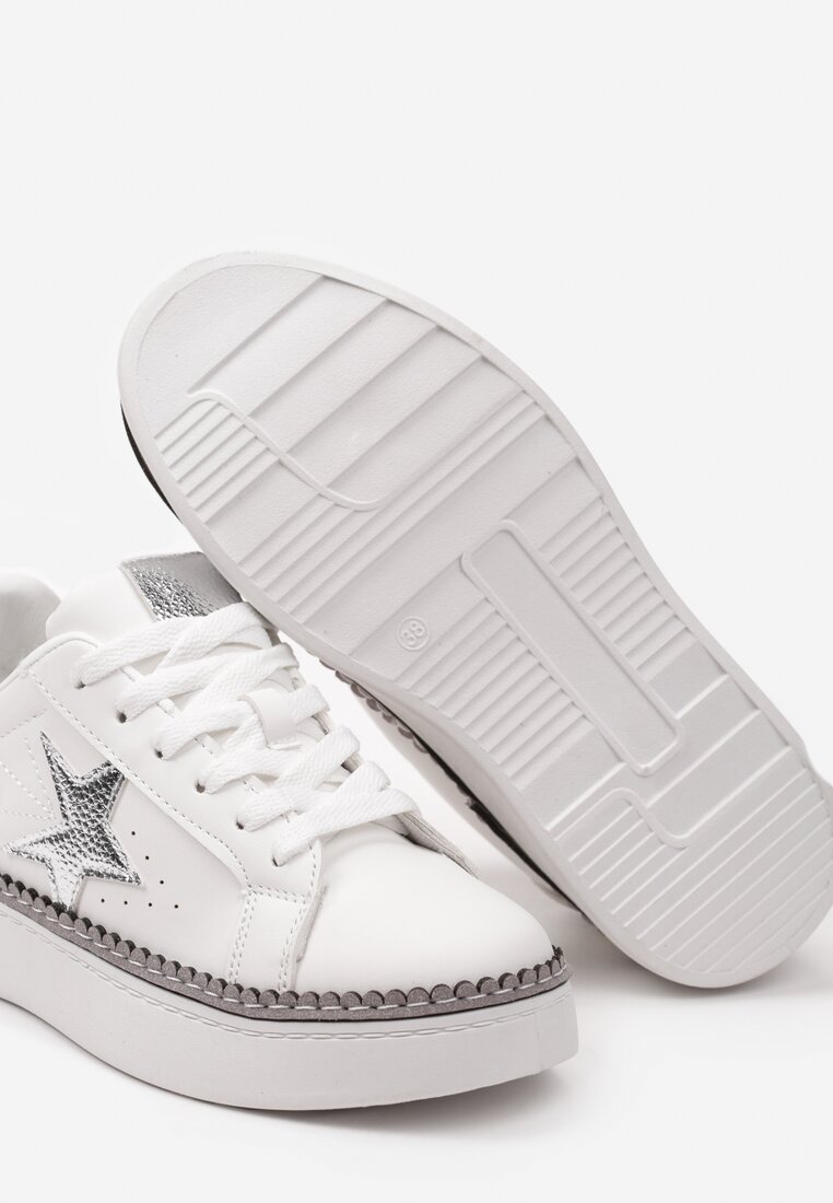 Biało-Srebrne Sznurowane Sneakersy na Płaskiej Podeszwie z Aplikacją Cenulla