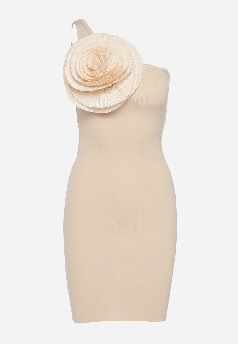 Beżowa Asymetryczna Sukienka o Dopasowanym Kroju z Aplikacją w Kształcie Kwiatu Deonara