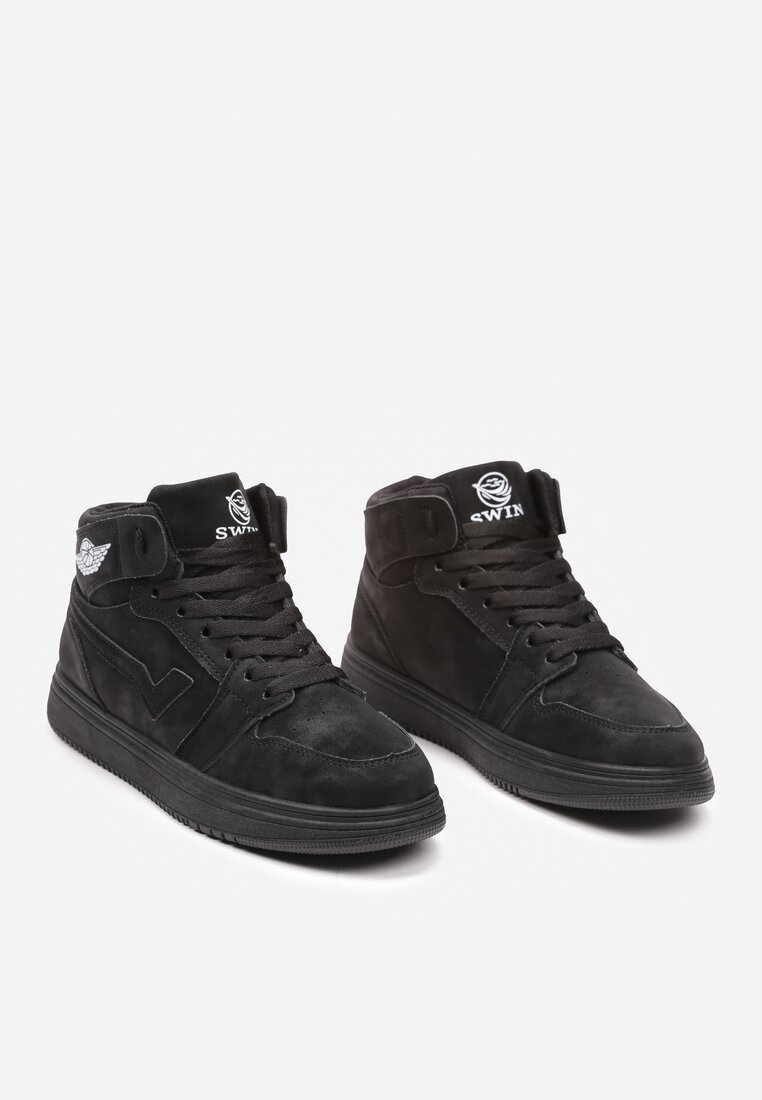 Czarne Płaskie Sneakersy za Kostkę z Ozdobnymi Przeszyciami Moonwera