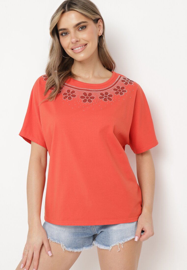 Pomarańczowy Luźny T-shirt z Bawełny z Krótkim Rękawem i Cyrkoniami przy Dekolcie Camilea