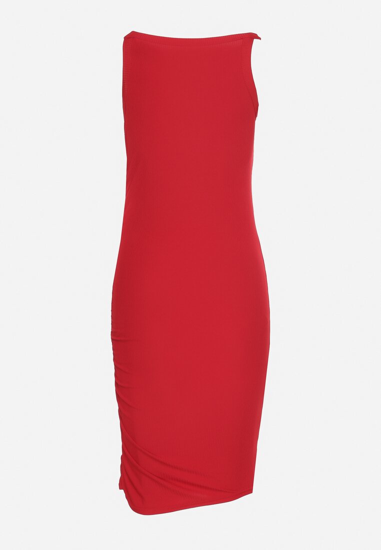 Czerwona Prążkowana Sukienka z Marszczeniami Ursola