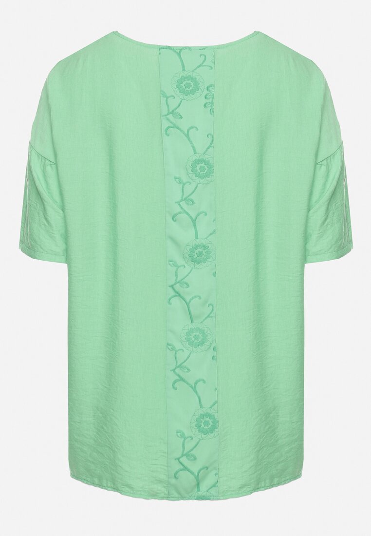 Zielony Wiskozowy T-shirt Koszulka z Krótkim Rękawem Podwijanym i Haftem na Plecach Mleoria