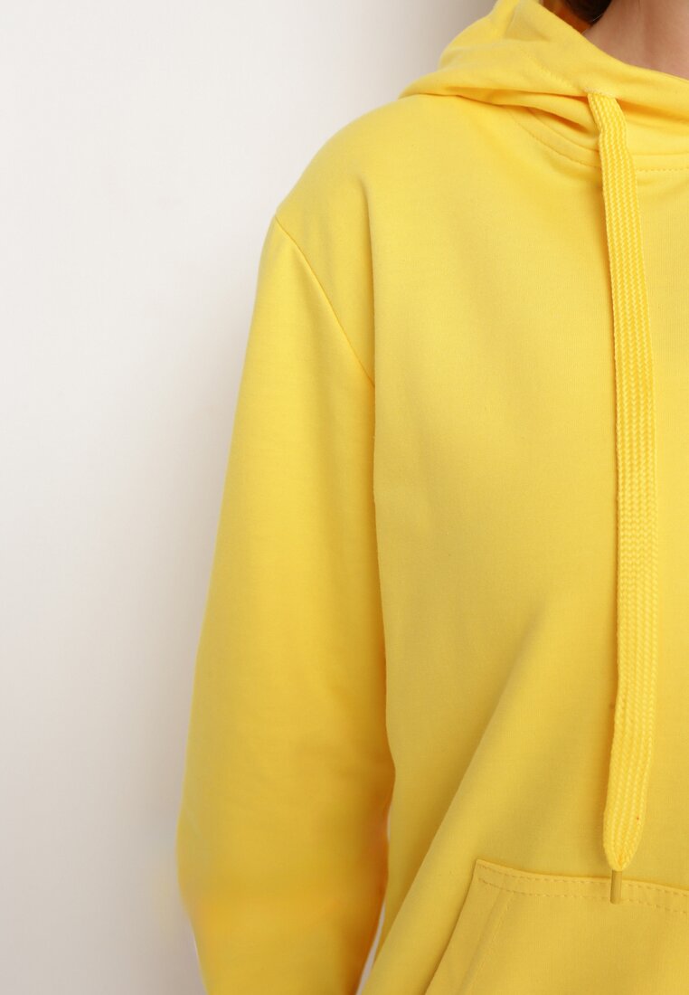 Żółta Bluza Zakładana przez Głowę z Kapturem i Kieszenią Typu Kangur Roveria