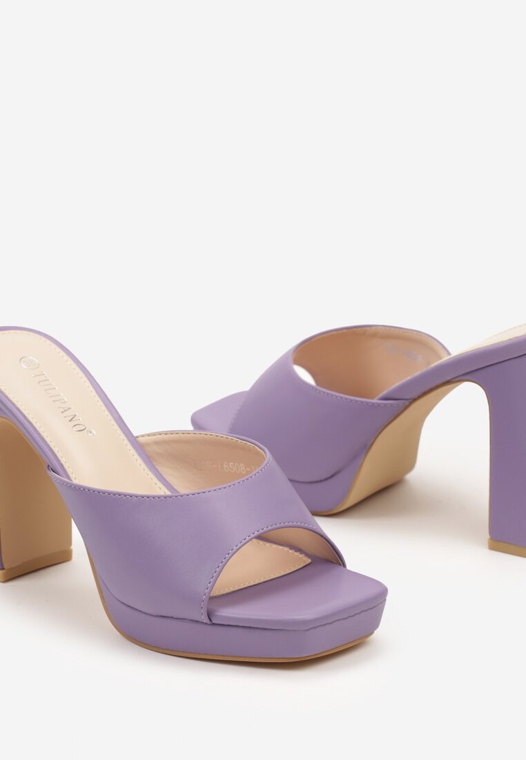 Lila Papucs
