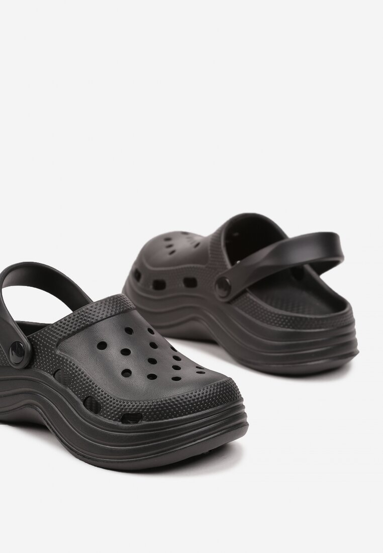 Fekete Papucs