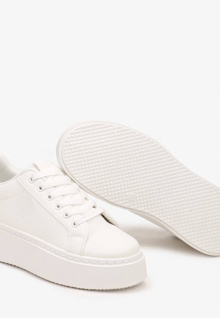 Biało-Czarne Casualowe Sneakersy na Grubej Podeszwie Tiadonia