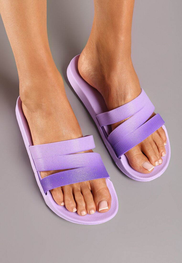 Lila Papucs