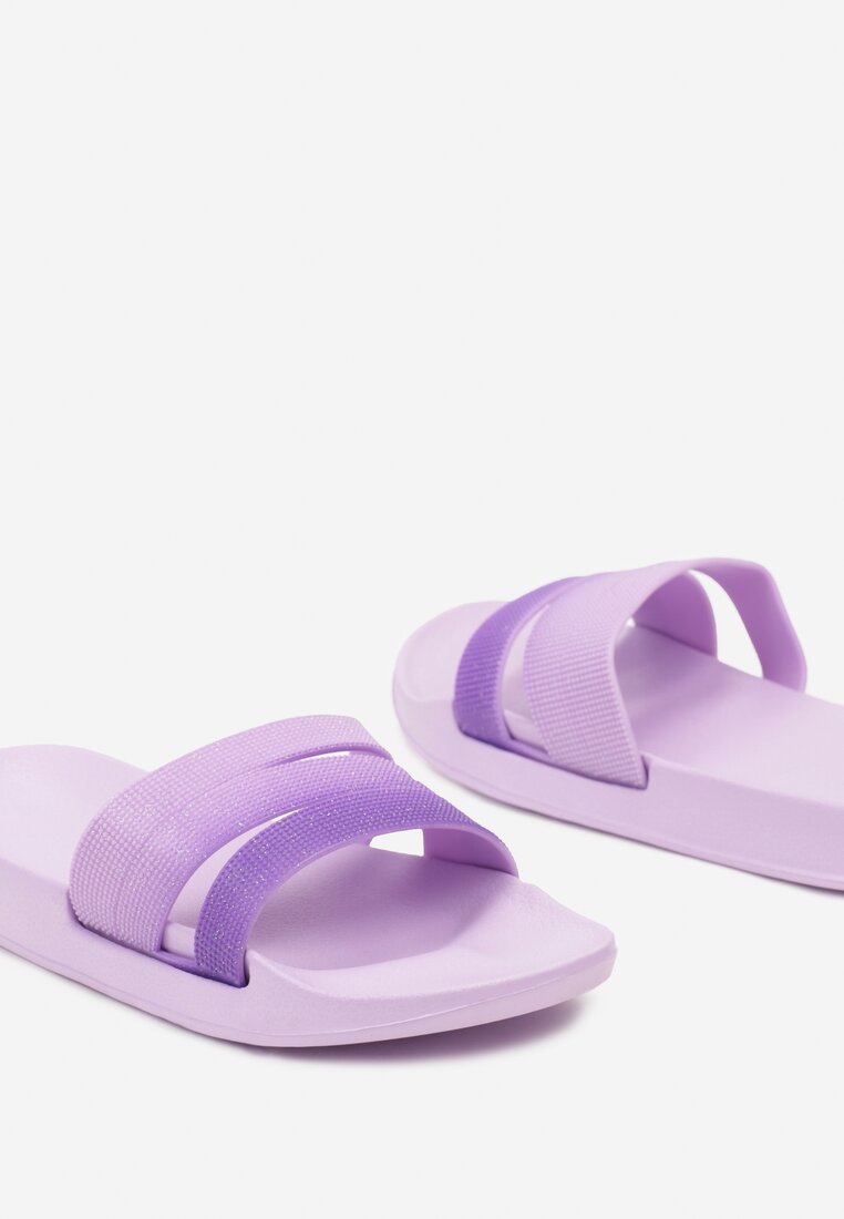 Lila Papucs