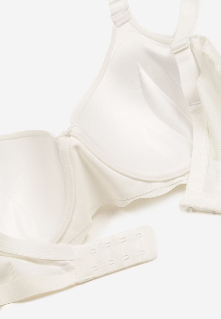 Sutien Bej