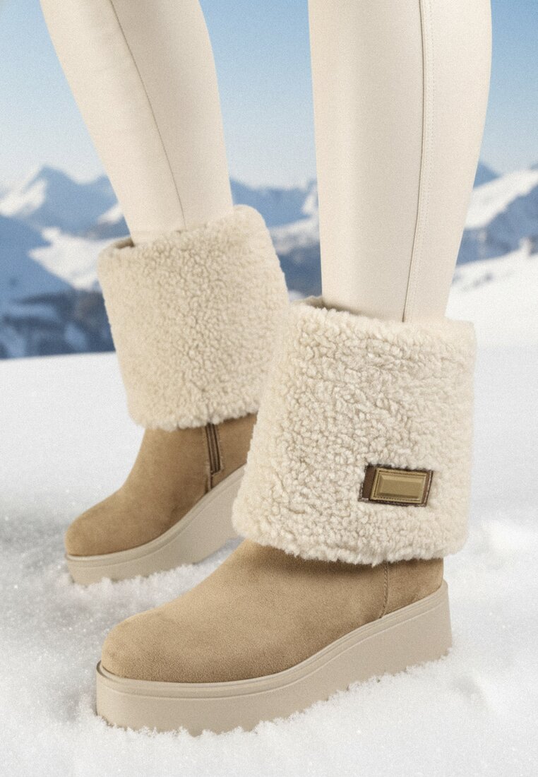 Beżowe Botki na Koturnie z Wywijaną Cholewką i Barankiem Irilaura