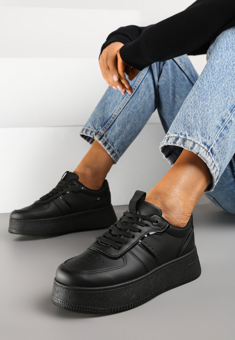 Czarne Klasyczne Sneakersy Vices na Grubej Podeszwie Torira