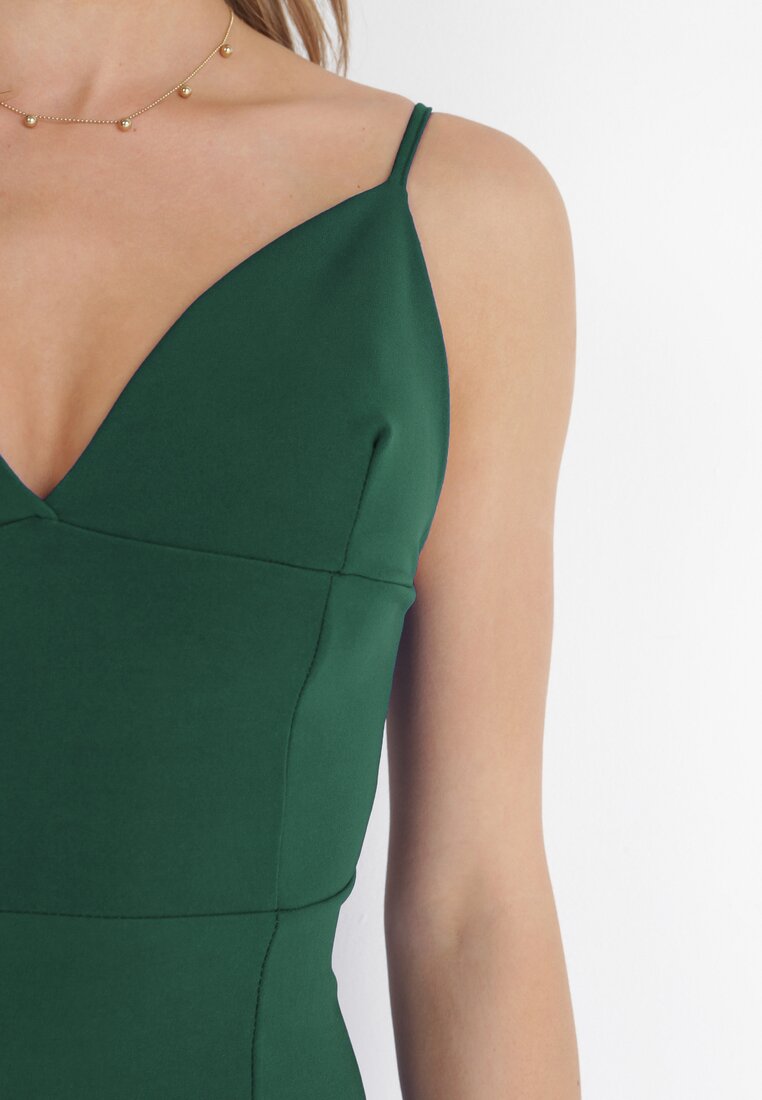 Zielona Koktajlowa Sukienka Midi z Głębokim Dekoltem na Ramiączkach Mineria
