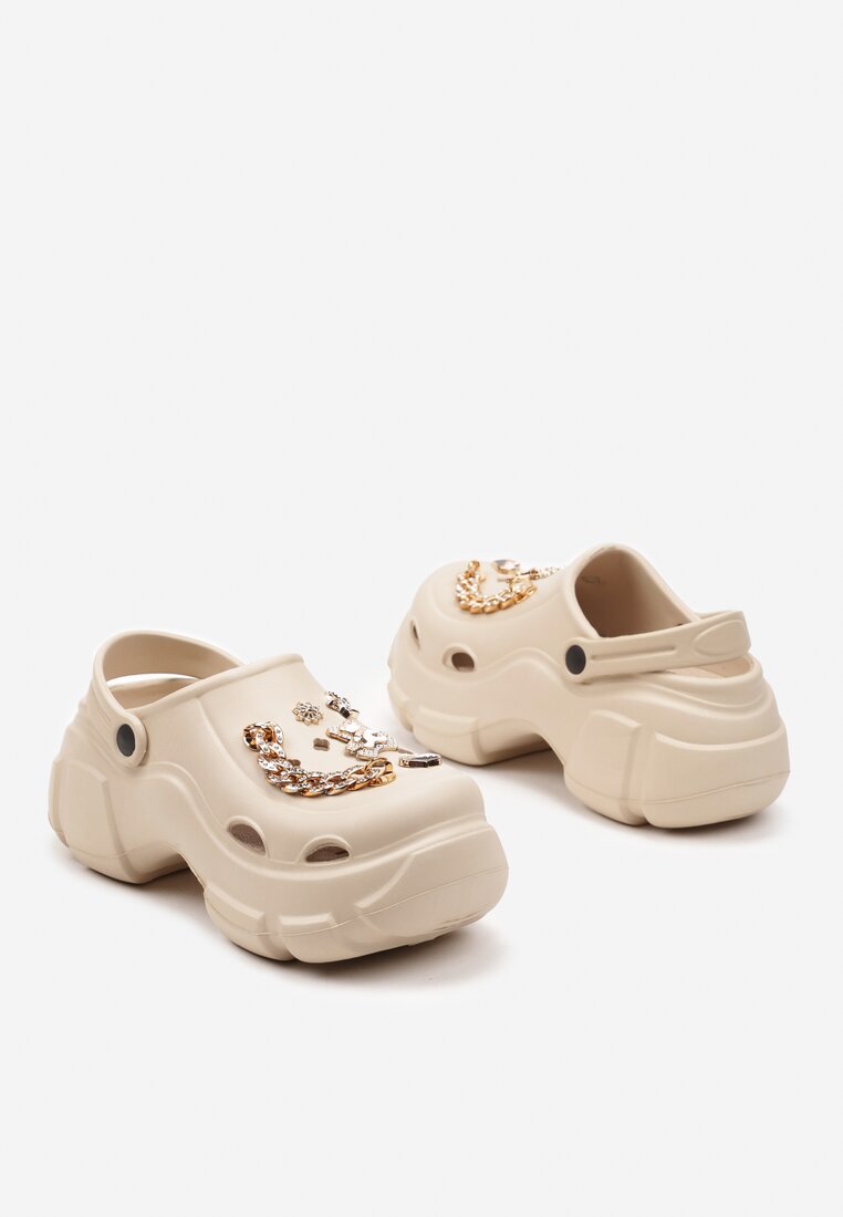 Bézs Papucs