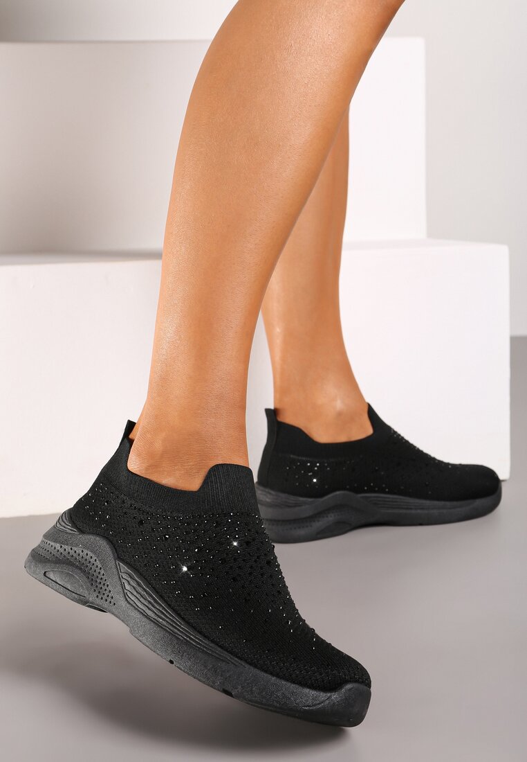 Czarne Buty Sportowe ze Skarpetową Cholewką Ozdobione Cyrkoniami Arabbea
