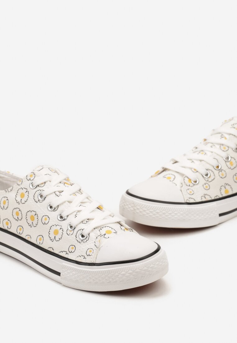 Białe Płaskie Trampki w Stokrotki Garnisea