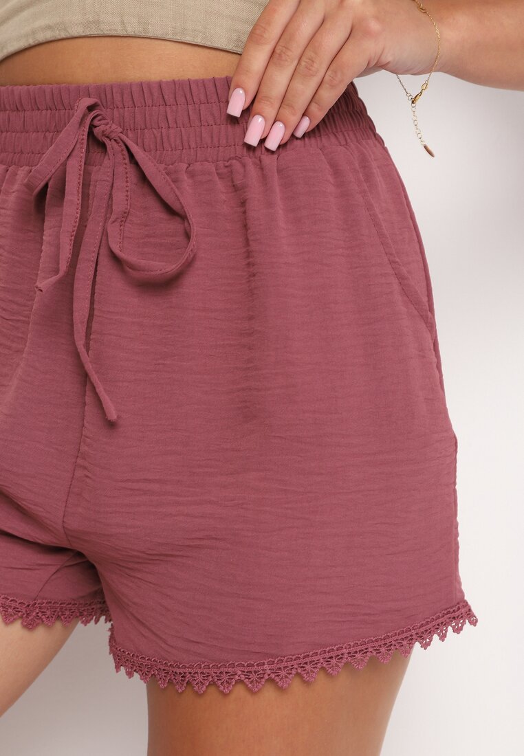 Pantaloni scurți Mov