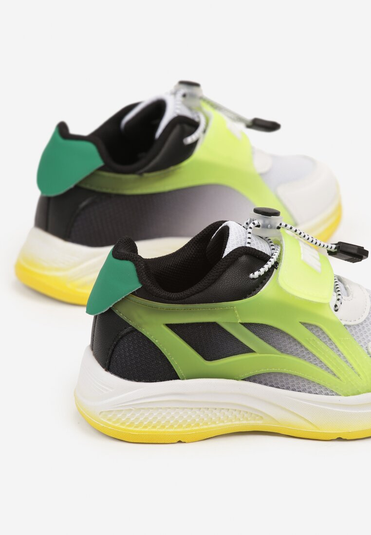 Białe Buty Sportowe Sneakersy na Płaskiej Podeszwie ze Skórzaną Wkładką i Perforacją Amelba