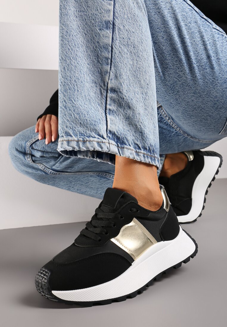 Czarne Sneakersy na Grubej Podeszwie z Metalicznymi Wstawkami Benara