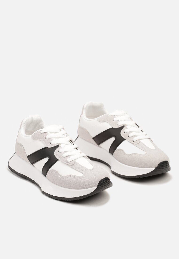Białe Płaskie Sneakersy z Geometrycznym Wzorem Nawla