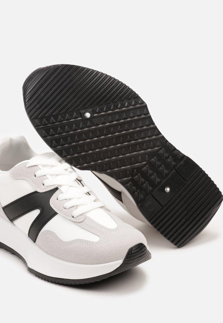 Białe Płaskie Sneakersy z Geometrycznym Wzorem Nawla