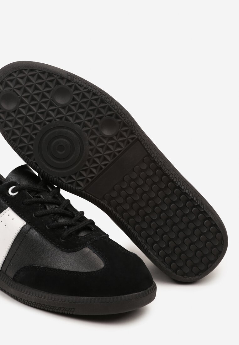 Czarno-Białe Skórzane Płaskie Sneakersy Wykończone Przeszyciami Milonara