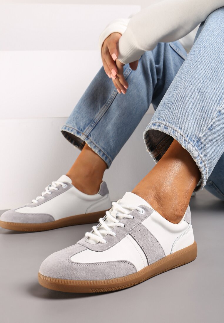 Biało-Szare Skórzane Płaskie Sneakersy Wykończone Przeszyciami Milonara