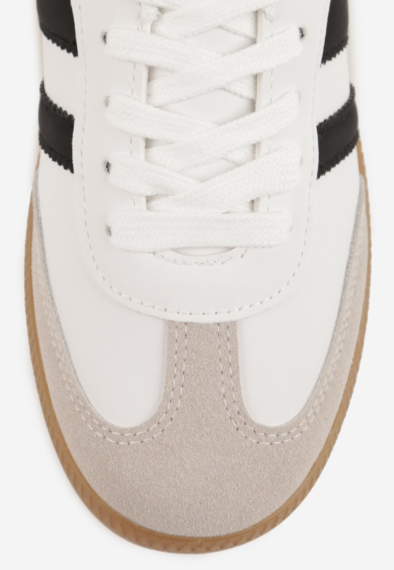 Biało-Czarne Płaskie Sneakersy Ozdobione Paskami Glaria