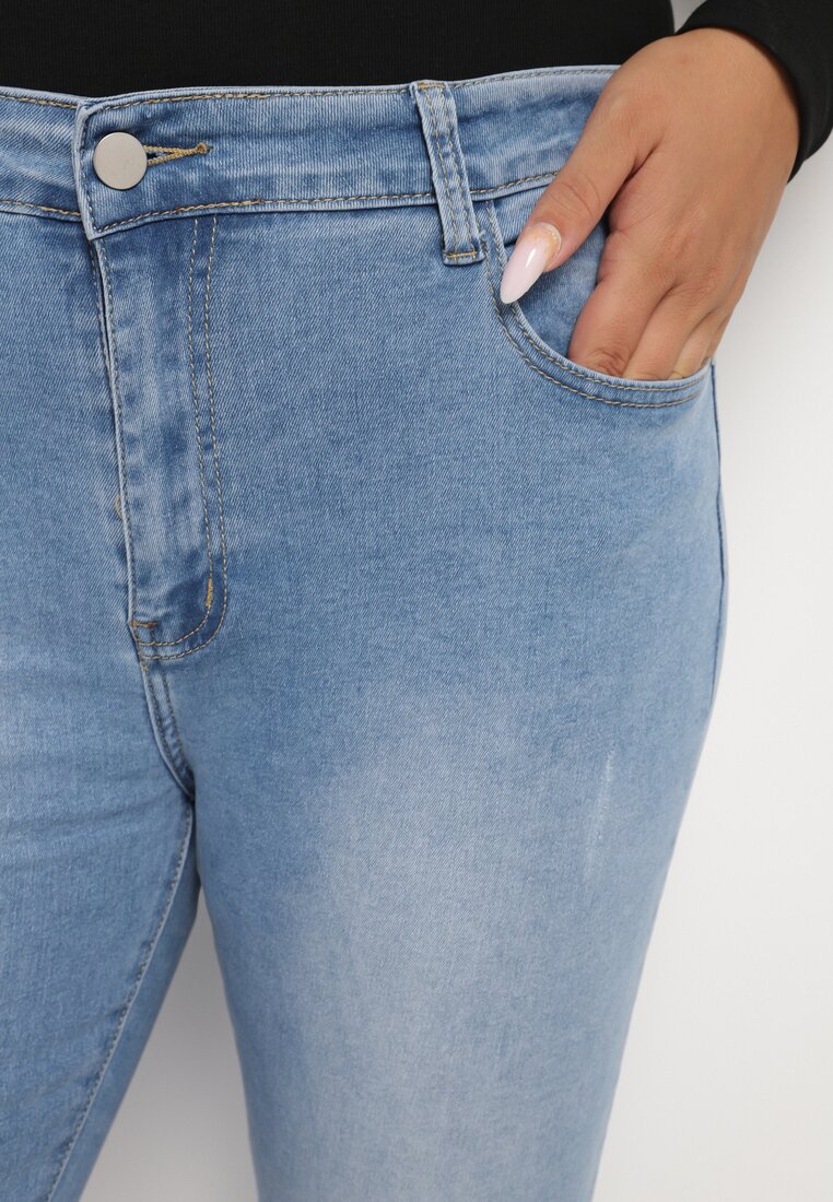 Niebieskie Jeansy z Ozdobnymi Przetarciami o Fasonie Skinny Neveatam