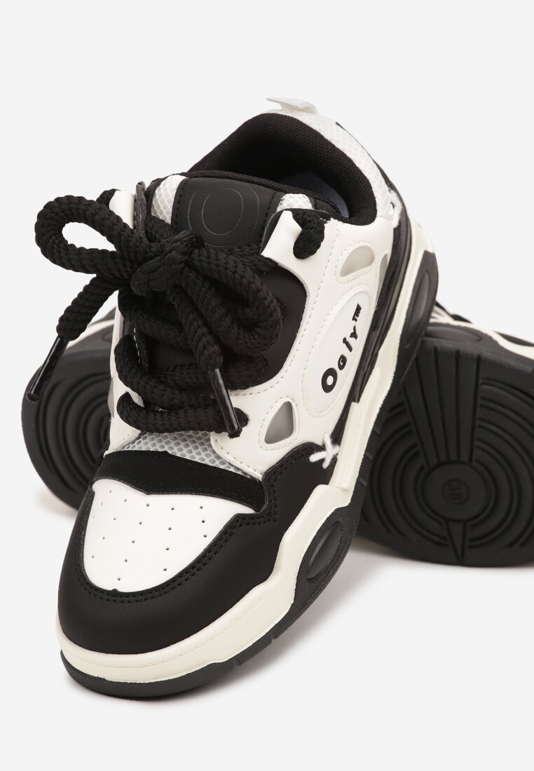 Czarno-Białe Płaskie Sneakersy z Szerokimi Sznurowadłami Teniefra