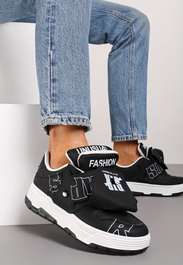 Czarne Płaskie Sznurowane Sneakersy z Napisami Friefra