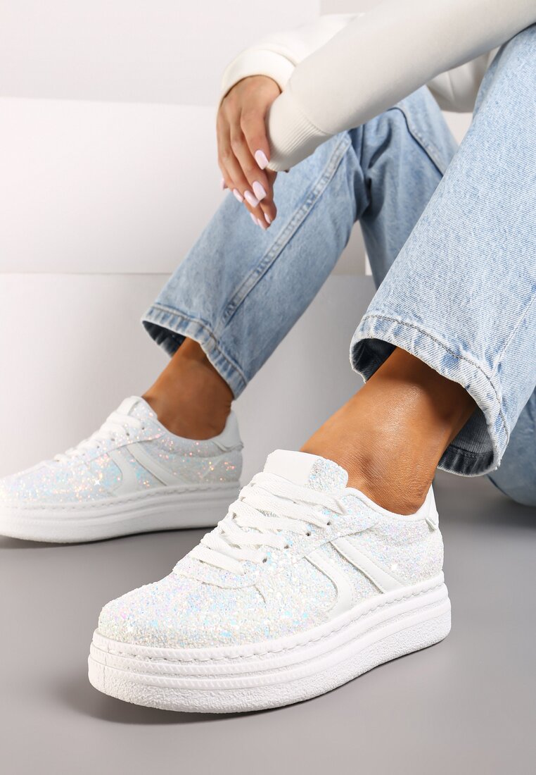 Białe Sneakersy na Grubej Podeszwie z Ozdobnym Brokatem Nevisala