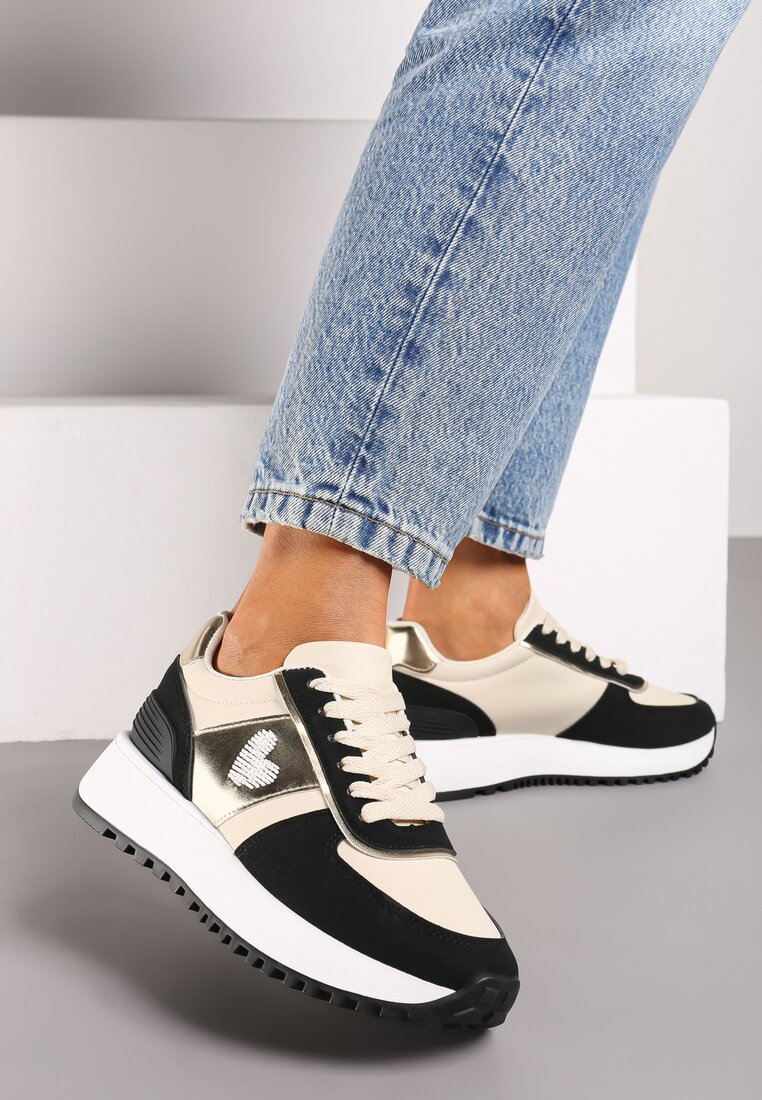 Czarne Płaskie Sneakersy z Metalicznymi Wstawkami Neveatha