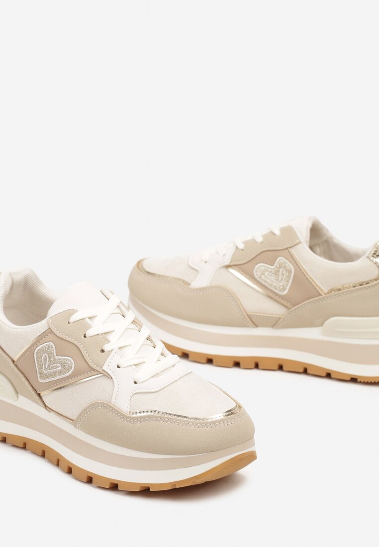 Beżowe Sneakersy na Grubej Podeszwie Ozdobione Sercem i Metalicznymi Wstawkami Verioras