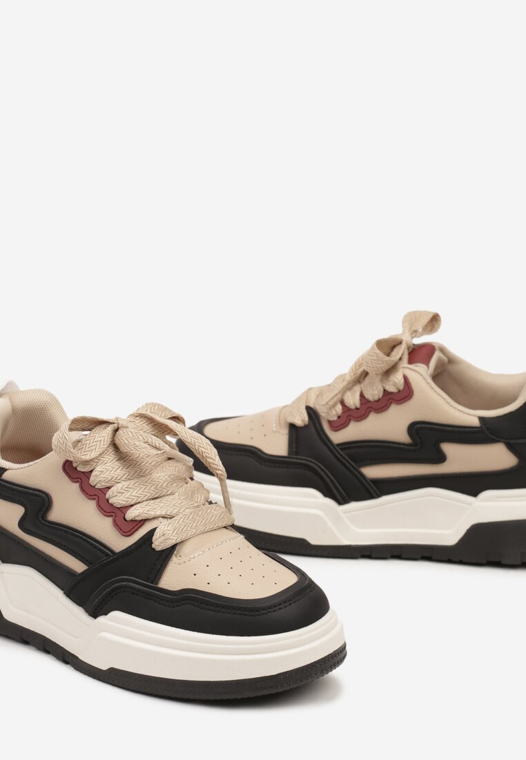 Czarne Sneakersy na Grubej Podeszwie z Ozdobnymi Wstawkami Beriona
